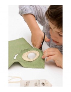 Oli & Carol DIY Arnold the advocado 2