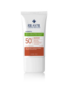 RILASTIL Acnestil Crema Sebonormalizante SPF50+