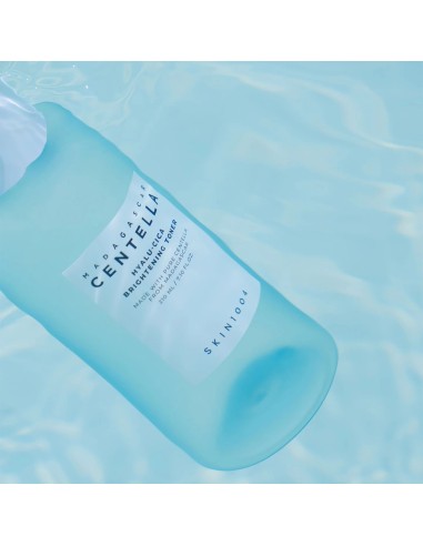 SKIN1004 Madagascar Centella Hyalu-Cica Brightening Toner - Tónico