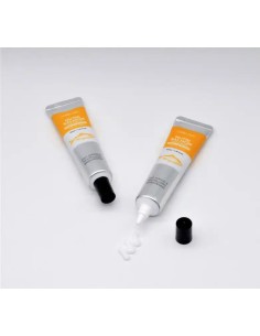 LEBELAGE Nutri Salmon Eye Cream EX - Contorno de Ojos Nutritivo 40 ml 2