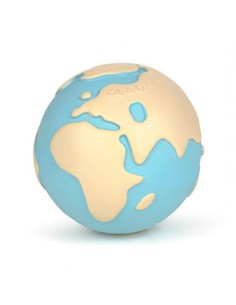 Oli & Carol Earthy the wall