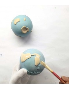 Oli & Carol Earthy the wall 2